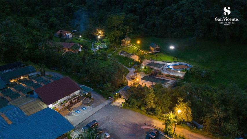 vista noctura a termales san vicente